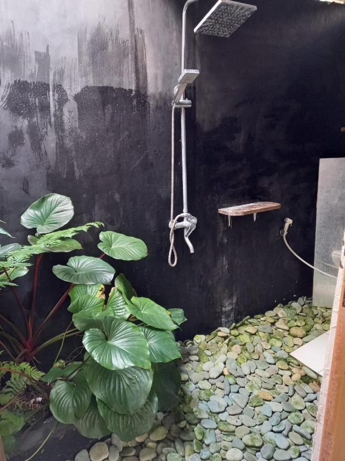 Rago'S Homestay Kelimutu Buitenkant foto
