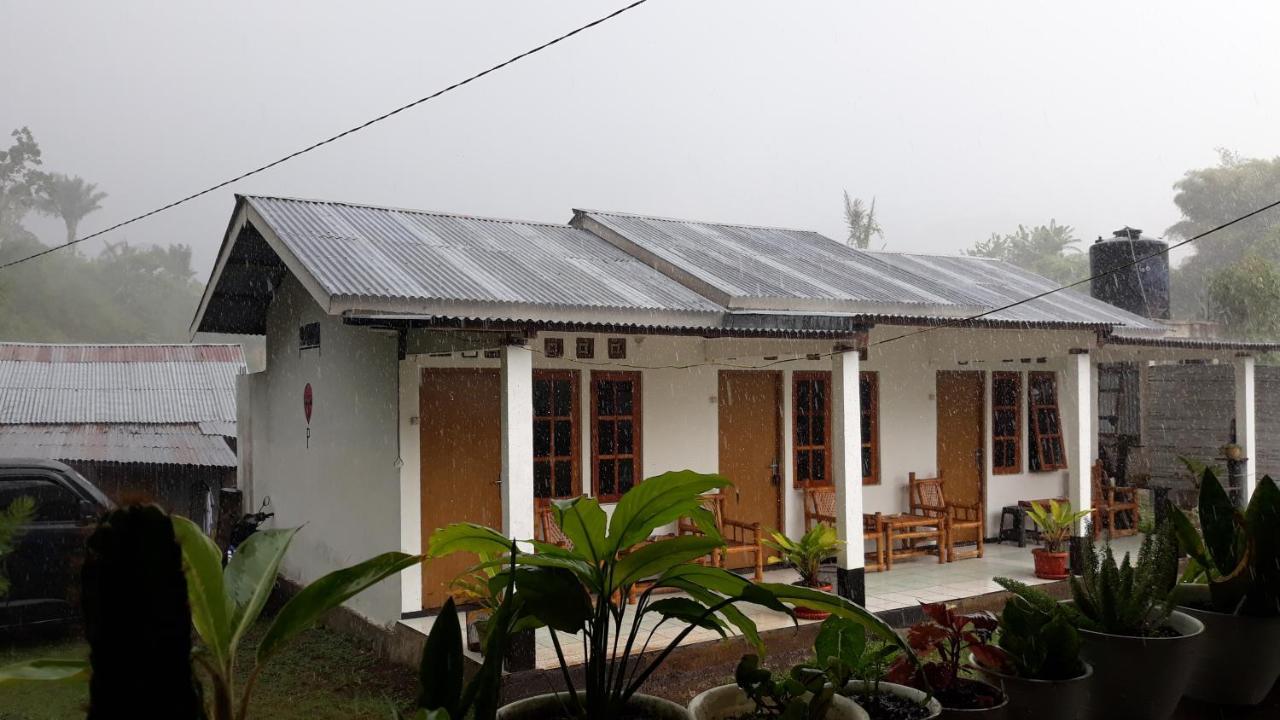 Rago'S Homestay Kelimutu Buitenkant foto