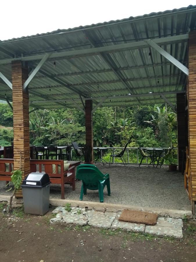 Rago'S Homestay Kelimutu Buitenkant foto