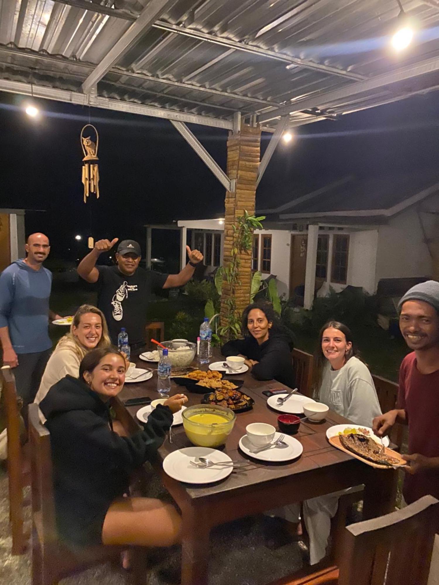 Rago'S Homestay Kelimutu Buitenkant foto