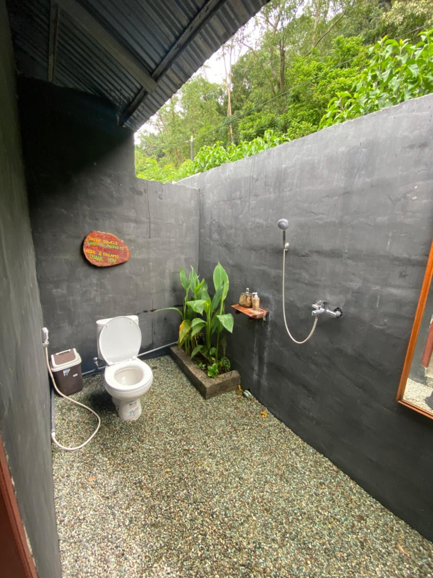 Rago'S Homestay Kelimutu Buitenkant foto
