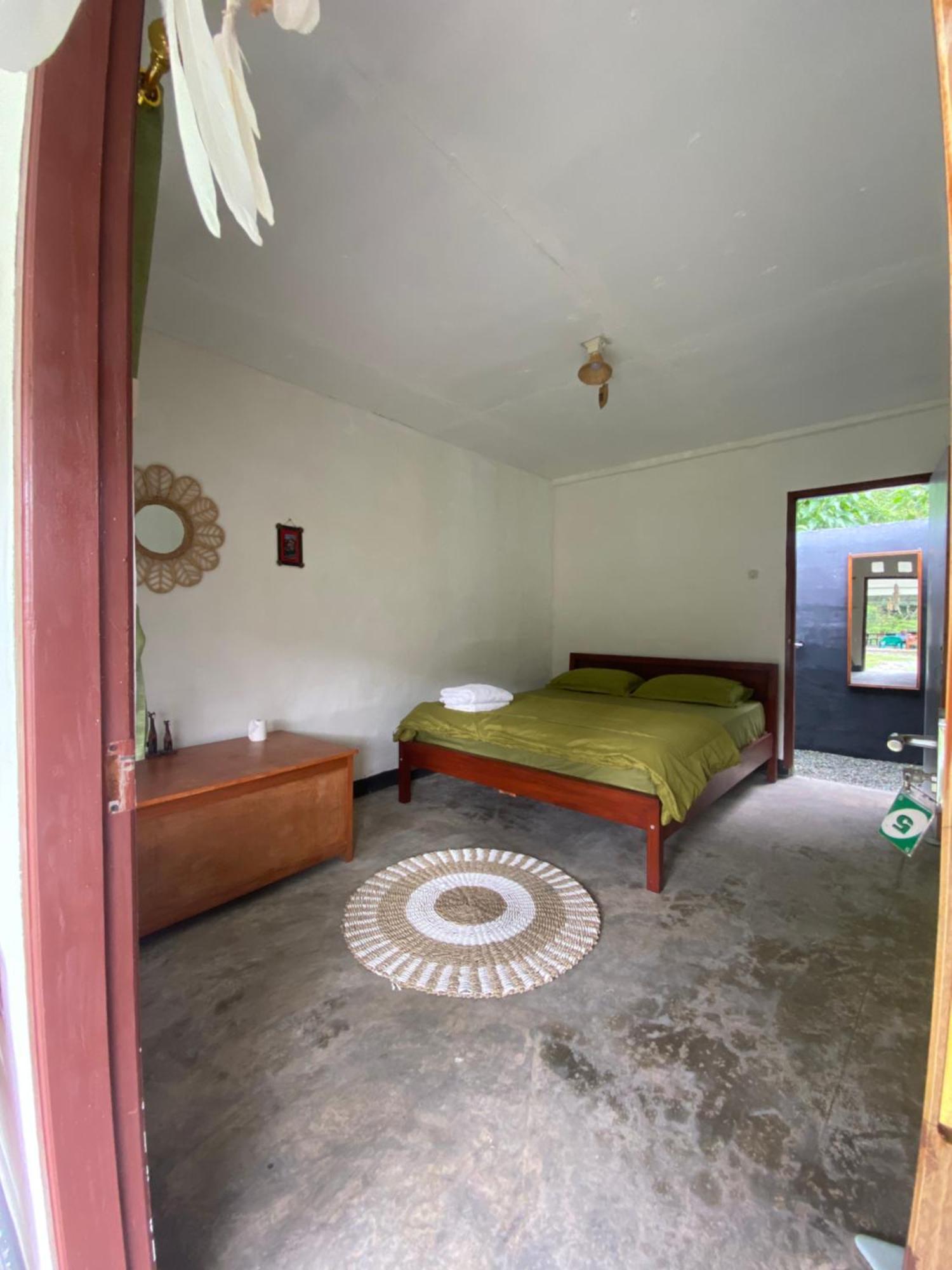 Rago'S Homestay Kelimutu Buitenkant foto