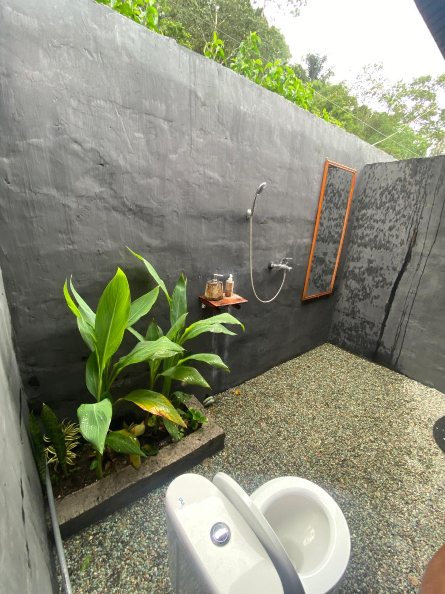 Rago'S Homestay Kelimutu Buitenkant foto