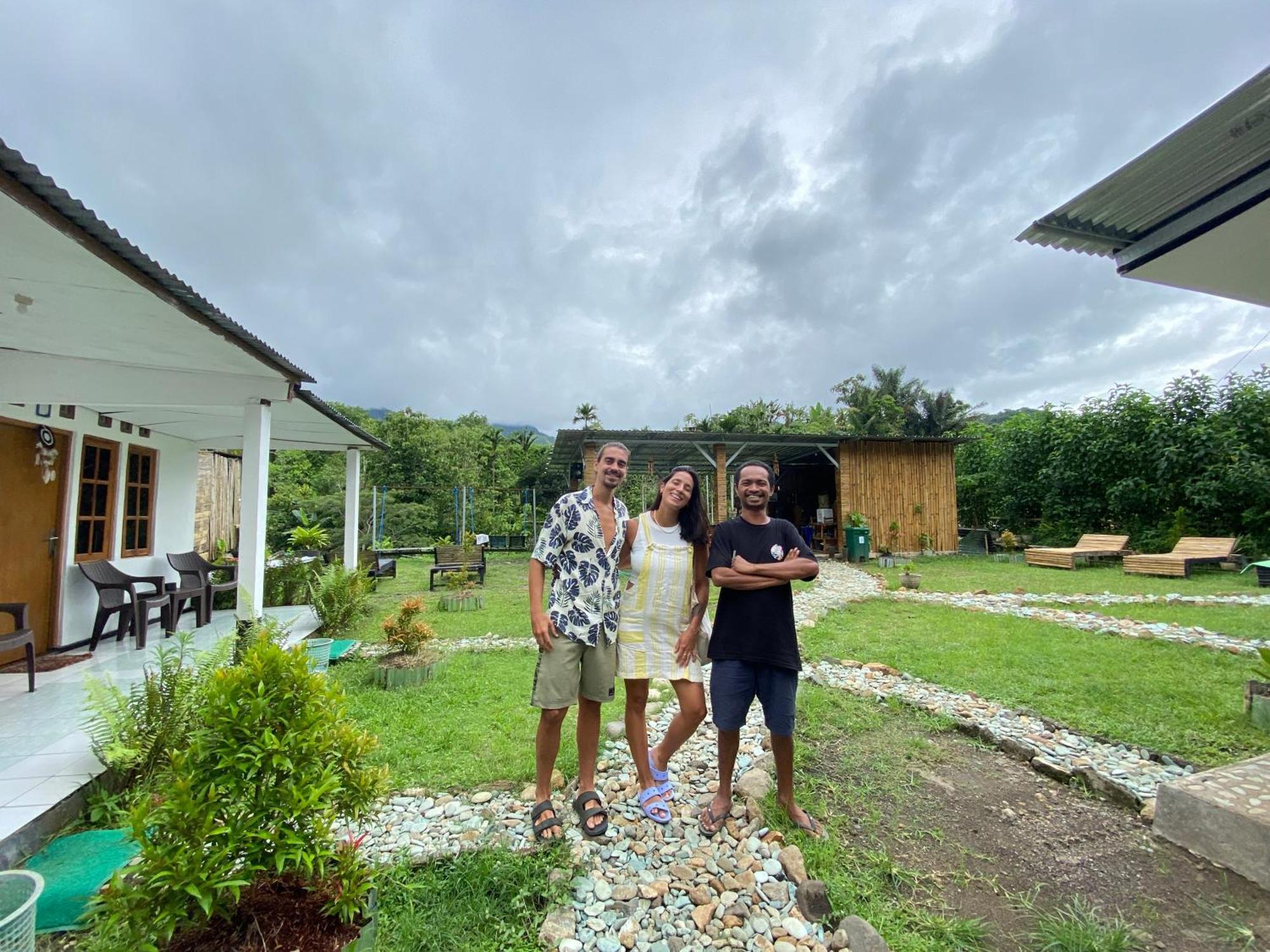 Rago'S Homestay Kelimutu Buitenkant foto